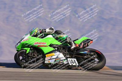 media/Oct-20-2024-CVMA (Sun) [[d4a3dff211]]/Race 16-Formula Middleweight/